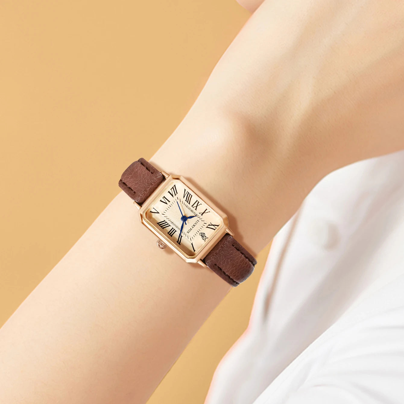 Retro Square Dial Quartz Watch – Elegant Leather Strap Timepiece for Women

Add a touch of timeless elegance to your wrist with this Fashion Retro Digital Dial Watch, designed with a stylish square face and a sleek leather