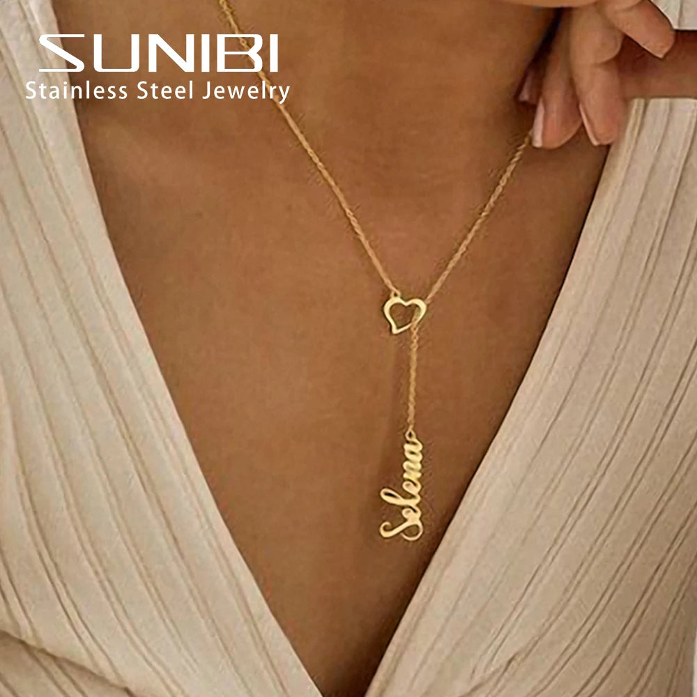 ✨ Personalized Name Necklace with Heart Clasp – Elegant Women’s Jewelry ✨
Add a touch of elegance and meaning to your style with this custom name necklace featuring a unique heart-shaped clasp. Crafted from premium st