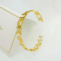 💞 Personalized Double Name Couple Bangle – Symbol of Love & Connection 💞
Celebrate your bond with this custom couple name bangle, beautifully designed with two personalized name engravings that represent love, friends