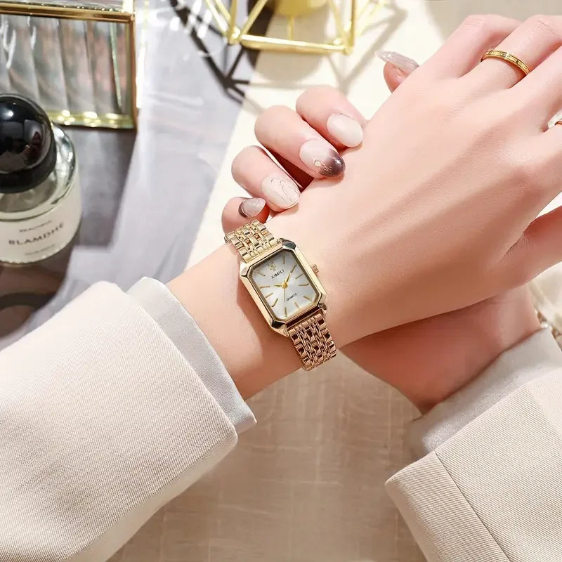 Elegant Women’s Quartz Watch – Stylish, Versatile & Perfect for Any Occasion

Elevate your everyday look with this Luxury Fashion Women’s Quartz Watch, designed to add a refined touch to any outfit. With its sleek desig