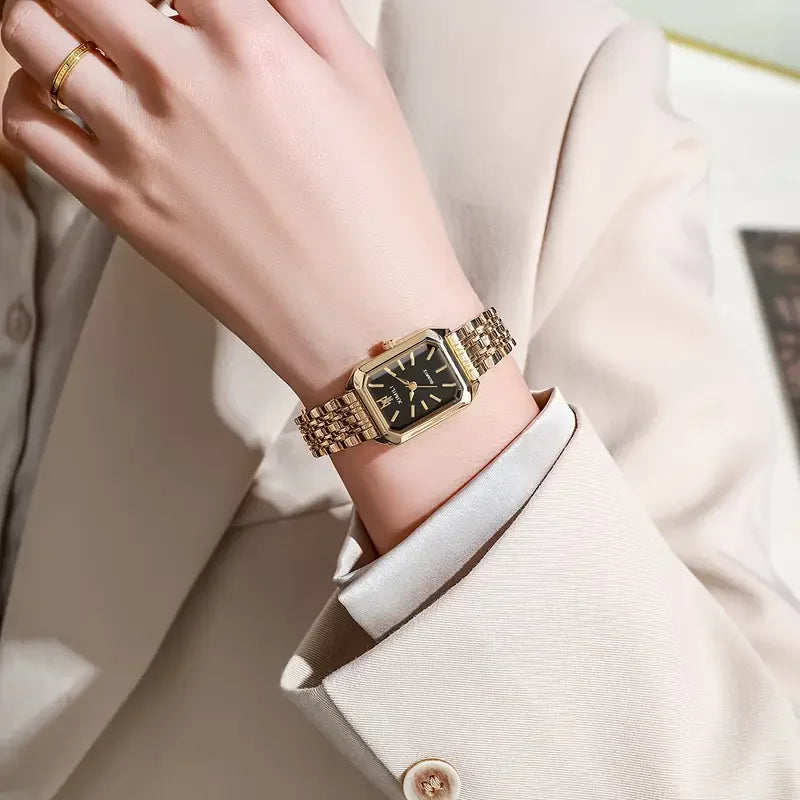 Elegant Women’s Quartz Watch – Stylish, Versatile & Perfect for Any Occasion

Elevate your everyday look with this Luxury Fashion Women’s Quartz Watch, designed to add a refined touch to any outfit. With its sleek desig