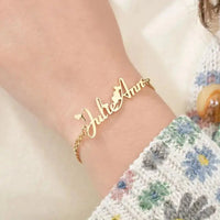 ✨ Personalized Custom Name Charm Bracelet for Women ✨
Express your unique style with this custom name Cuban link bracelet, crafted from high-quality stainless steel for lasting shine and durability. Designed for both wome