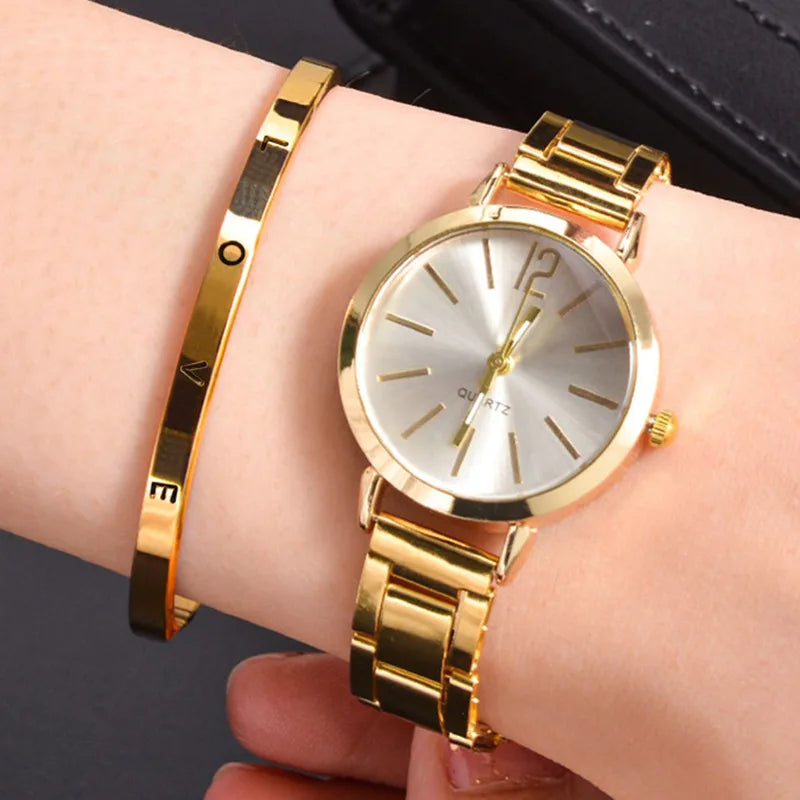 ✨ 2PCS Luxury Women's Watch Set – Elegance Meets Simplicity ✨

Add a touch of timeless charm to your look with this 2-piece luxury women’s watch set, featuring a sleek simple dial and a stylish hollow gold bracelet st