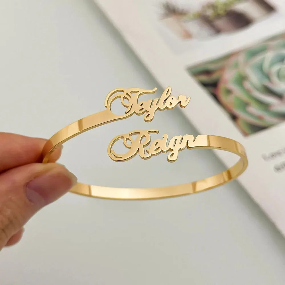💞 Personalized Double Name Couple Bangle – Symbol of Love & Connection 💞
Celebrate your bond with this custom couple name bangle, beautifully designed with two personalized name engravings that represent love, friends