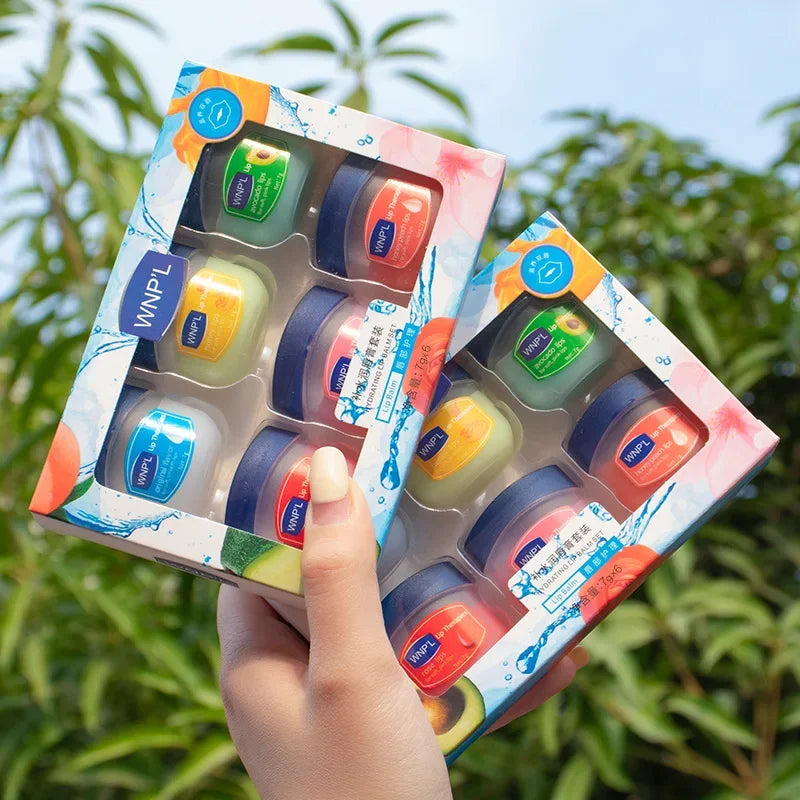 Natural Plant-Based Lip Balm – Deep Moisture & Smooth Lip Base | Available in 1, 4, 6, or 8 PCS

Give your lips the care they deserve with our Moisturizing Lip Balm, enriched with natural plant extracts and petroleum jelly